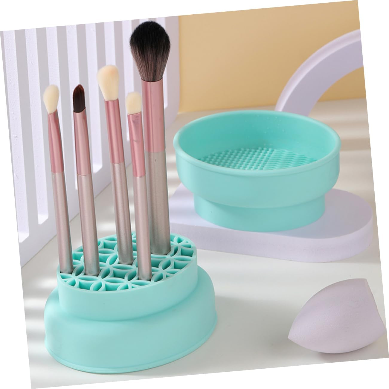 Silicone Makeup Brush Cleaner Bowl Drying Stand Essential Makeup Tool for Efficient Cleaning and Storage Compatible Brushes and Sponges Easy to Use and Practical