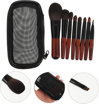 1Set Travel Makeup Brush Set Mini Portable Cosmetics Brush Set Soft Bristles for Eyeshadow and Concealer for Quick Touch-Ups the Go